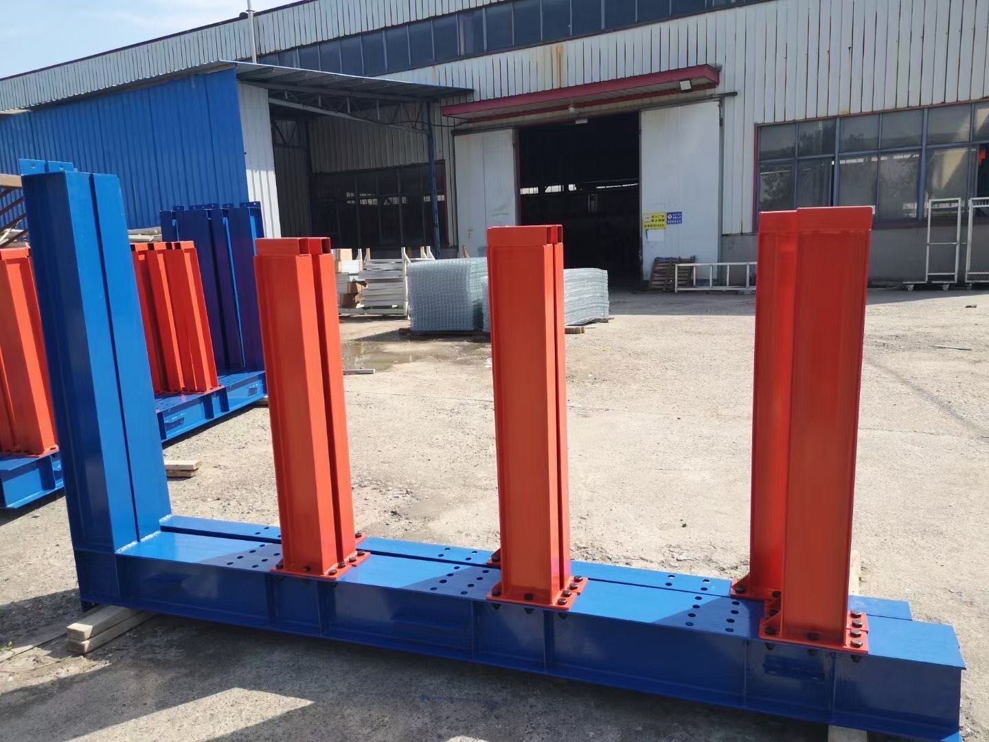 懸臂貨架的適用環(huán)境和優(yōu)勢(shì)是什么？