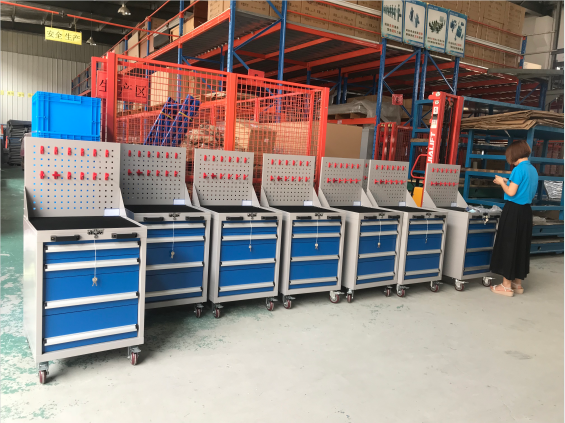 天金岡儲(chǔ)物工具柜