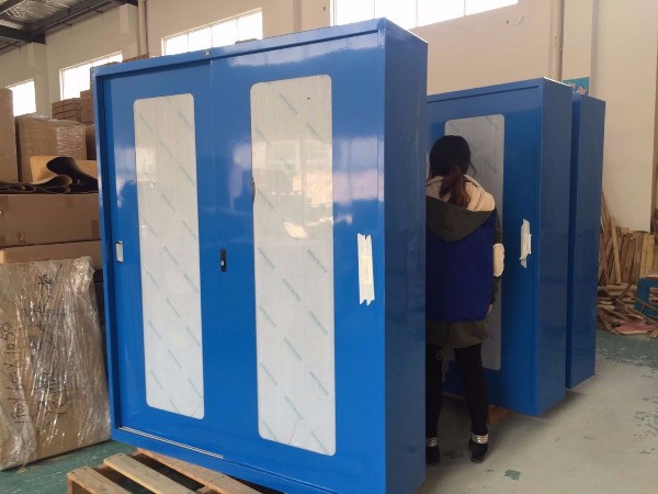 上海鐵工具柜批發價格