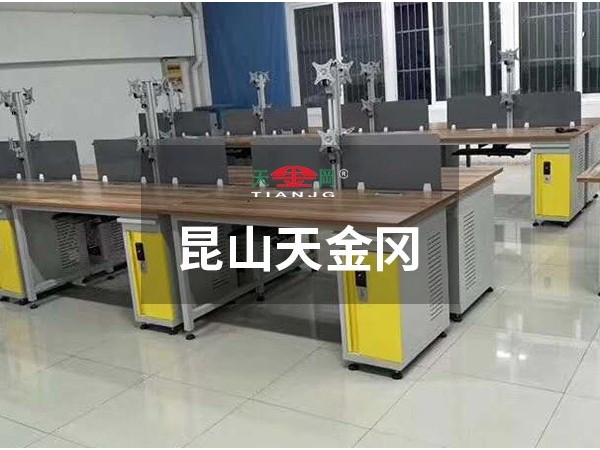 運(yùn)輸途中損壞的工具柜算哪門子垃圾？