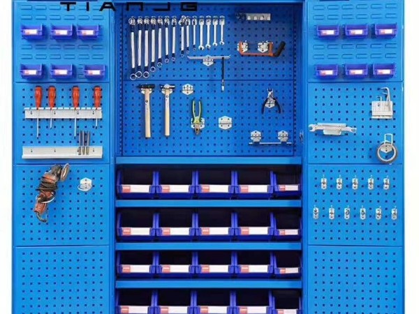 工具柜廠家天金岡砥礪奮進，獲中國招投標企業信用AAA級證書！