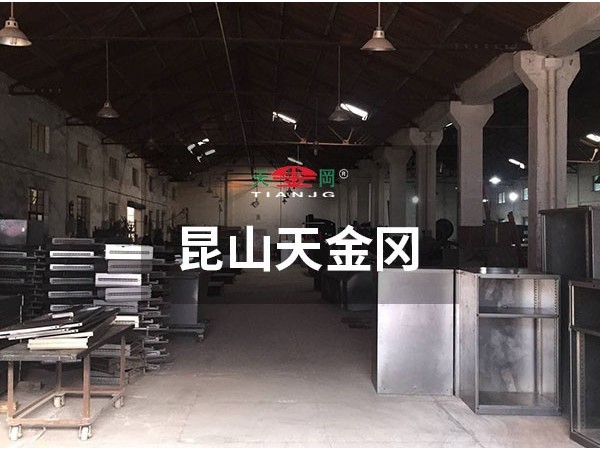 有實力，昆山這個生產廠家專注工位柜定制18年！